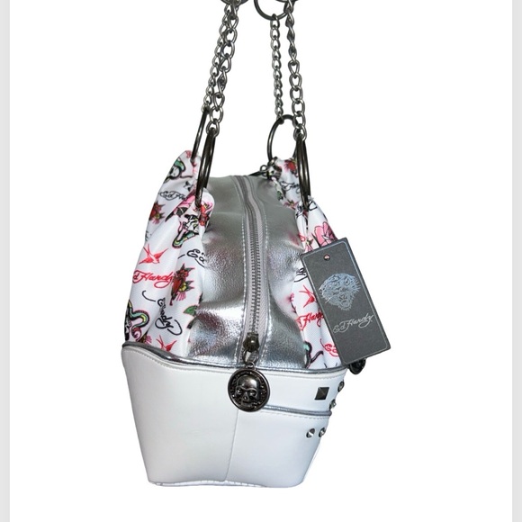 *RESERVED* ED HARDY BLING WHITE SATCHEL SKULLS RHINESTONE HEARTS ROSES CHARMS - Picture 6 of 15